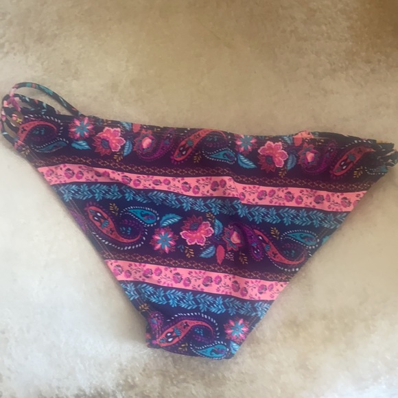Bikini bottom - Picture 2 of 2
